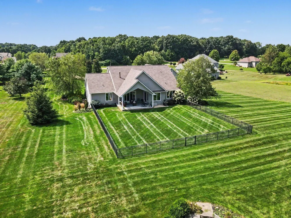 2421 Hickory Ridge Galesburg, MI 49053