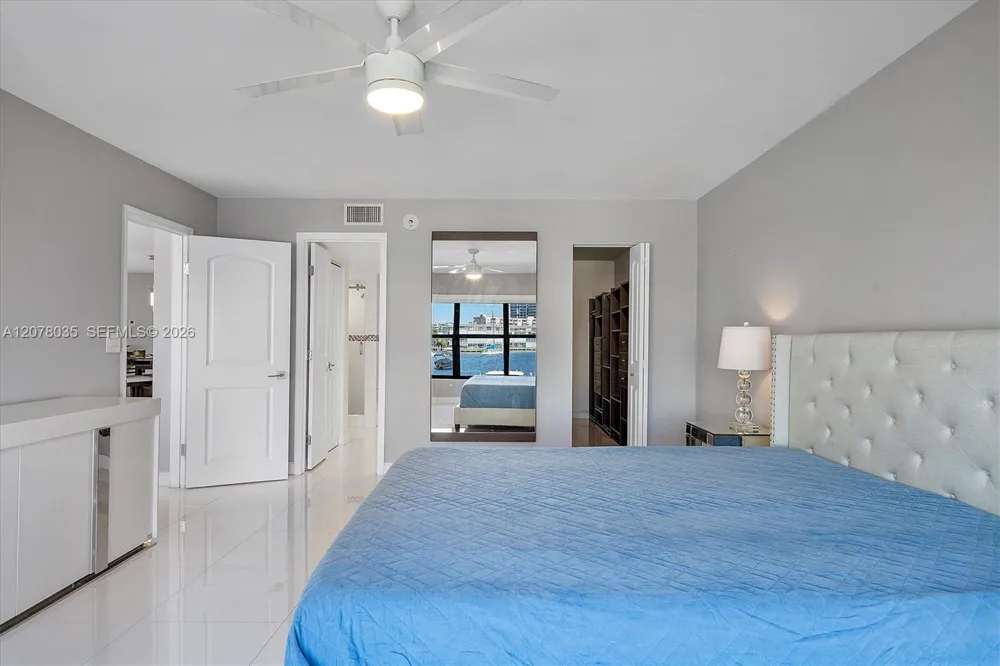 200 Golden Isles Dr #206 Hallandale Beach, FL 33009