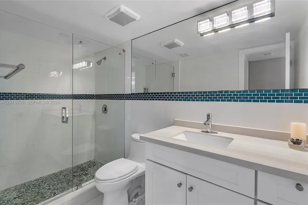 200 Golden Isles Dr #206 Hallandale Beach, FL 33009