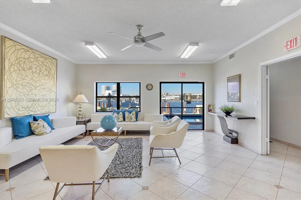 200 Golden Isles Dr #206 Hallandale Beach, FL 33009
