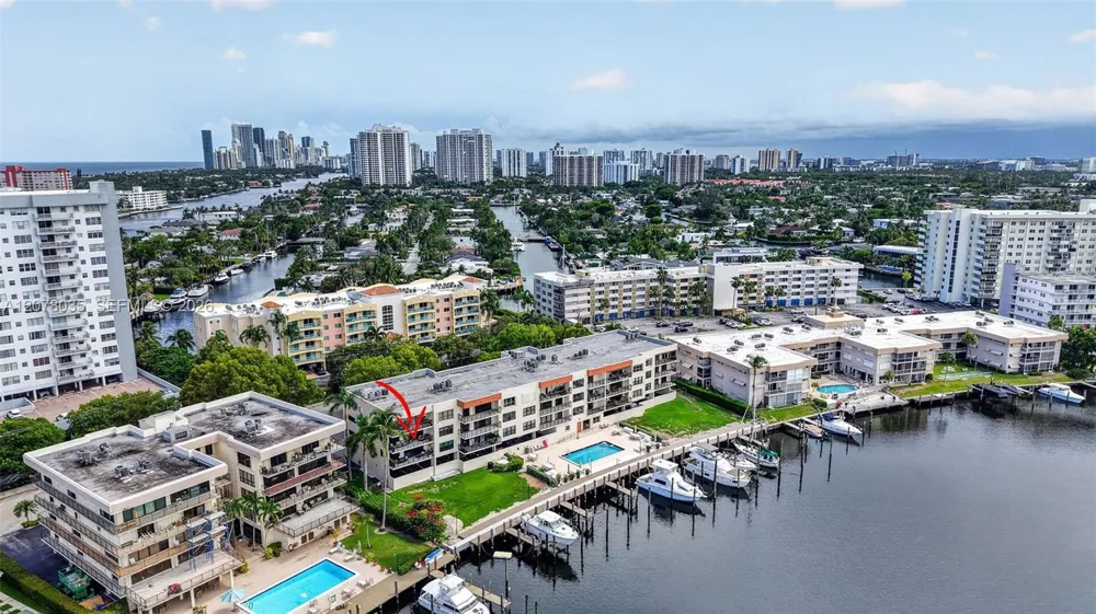 200 Golden Isles Dr #206 Hallandale Beach, FL 33009