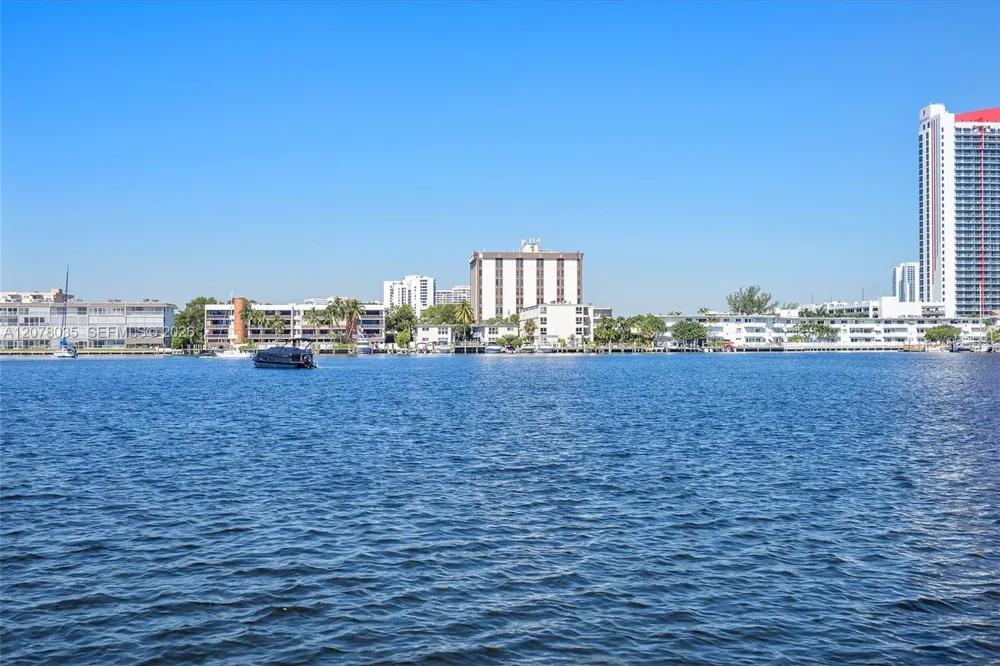 200 Golden Isles Dr #206 Hallandale Beach, FL 33009