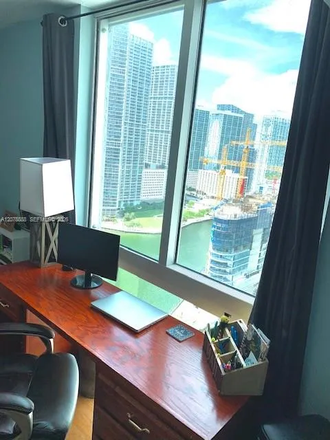 325 S Biscayne Blvd #2714 Miami, FL 33131