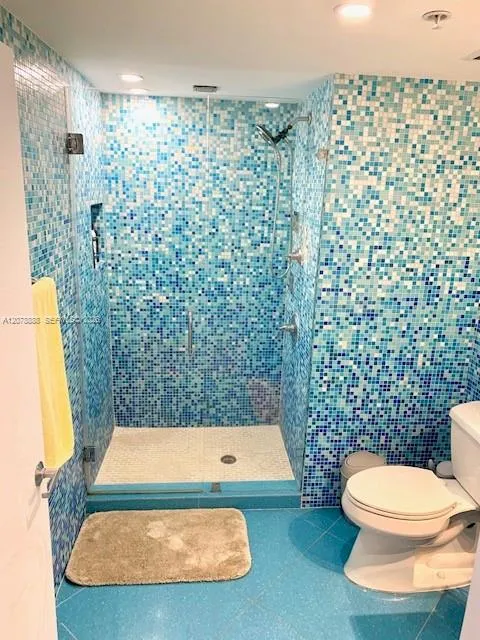 325 S Biscayne Blvd #2714 Miami, FL 33131