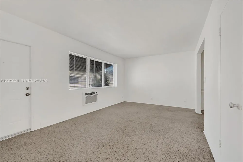 700 82nd St #3 Miami Beach, FL 33141