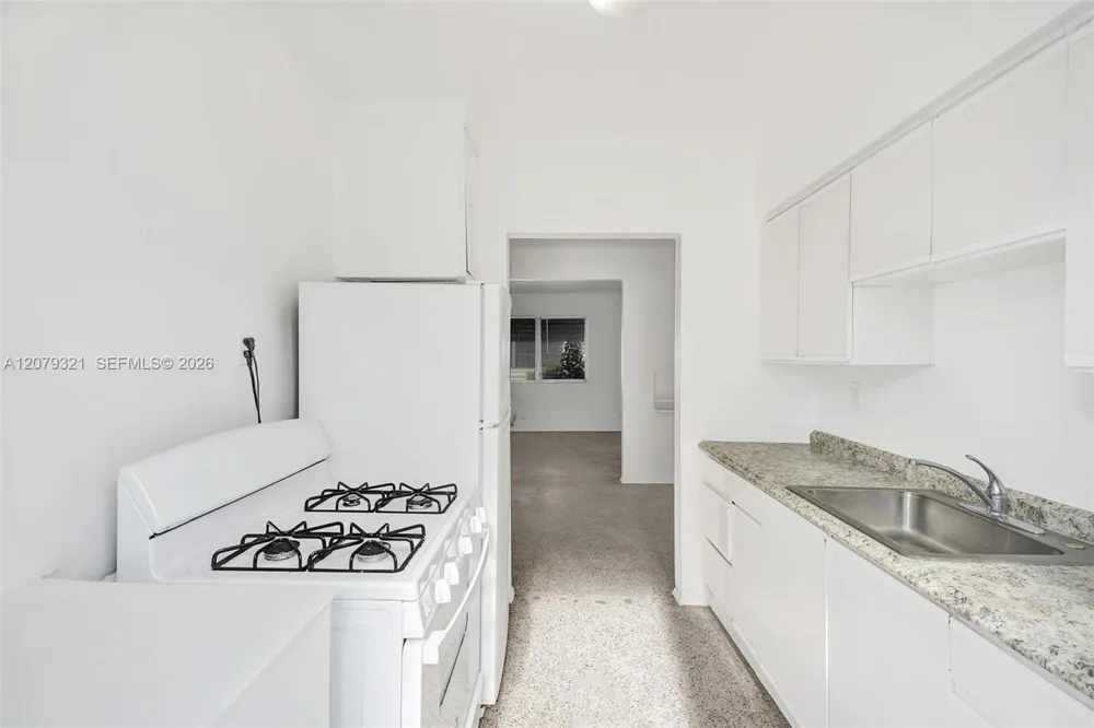 700 82nd St #3 Miami Beach, FL 33141
