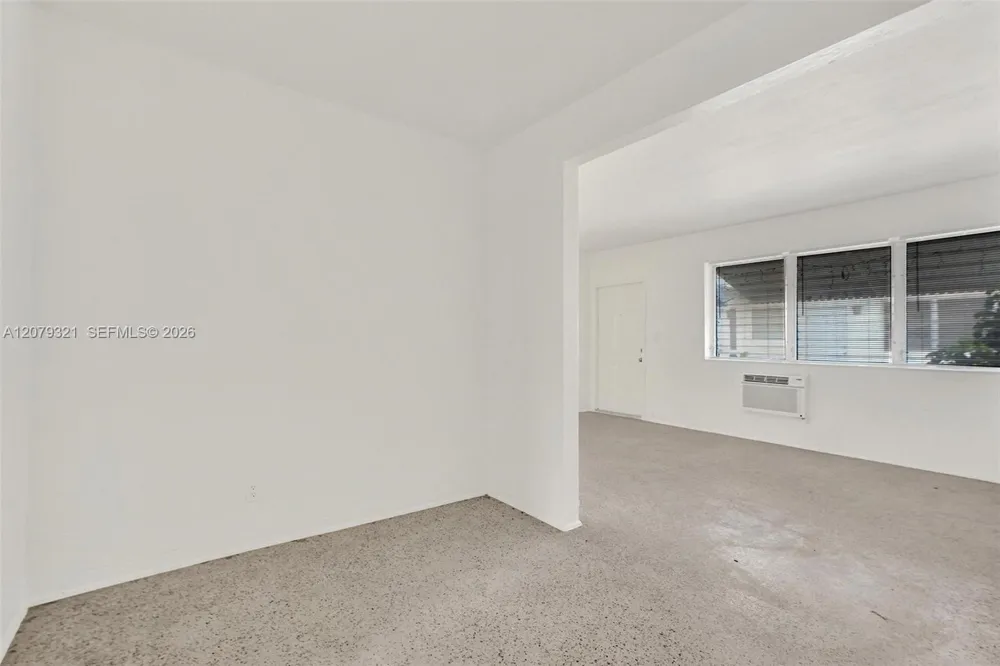 700 82nd St #3 Miami Beach, FL 33141