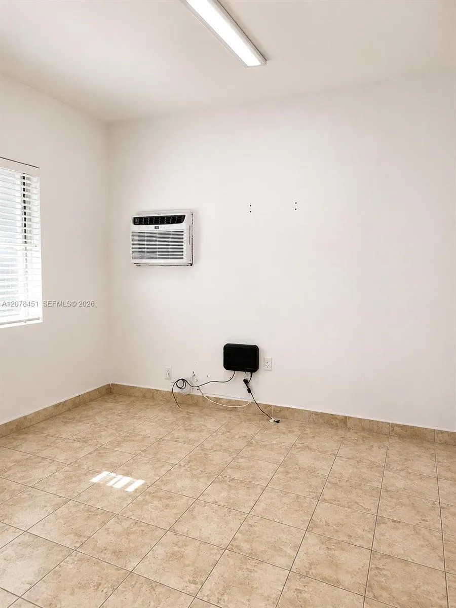 10770 NW 138th St #1 Hialeah Gardens, FL 33018