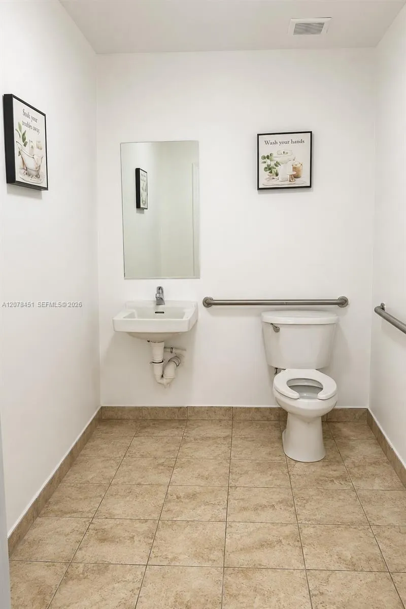 10770 NW 138th St #1 Hialeah Gardens, FL 33018