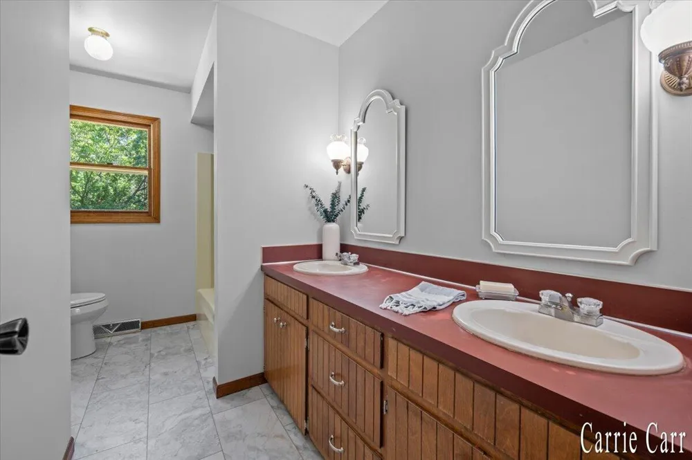 4291 4 Mile Road NE Plainfield Charter Township, MI 49525