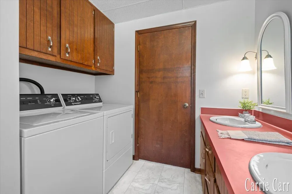 4291 4 Mile Road NE Plainfield Charter Township, MI 49525