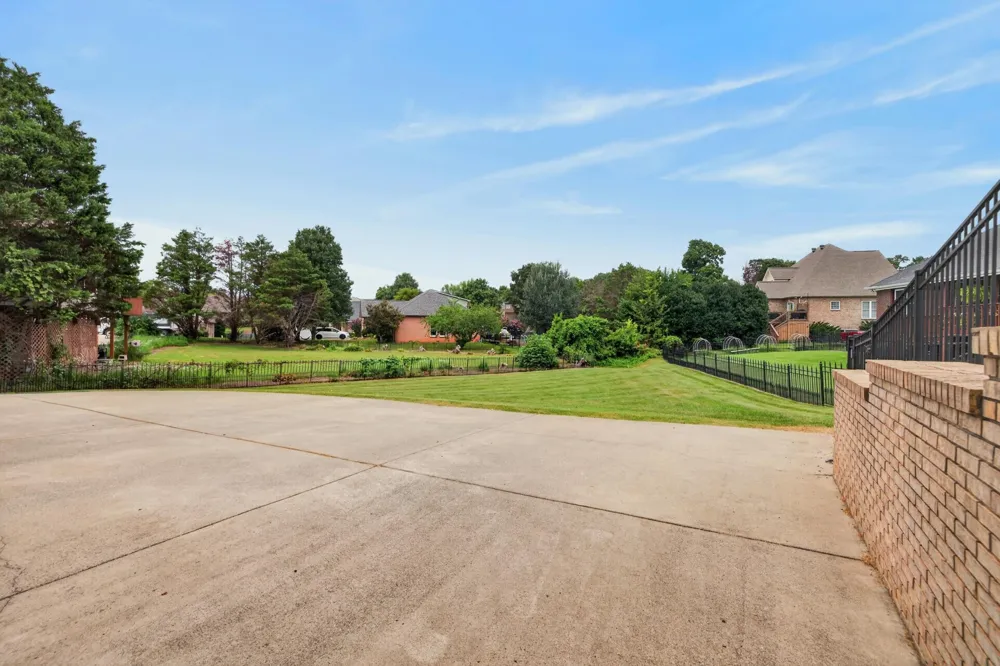 103 Shenandoah St Clarksville, TN 37043