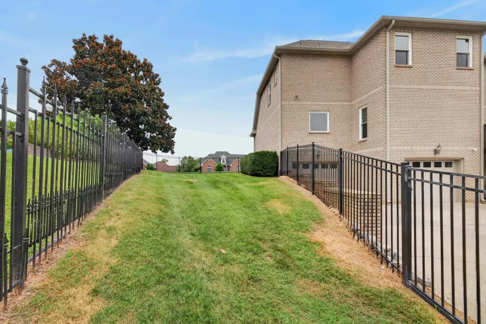 103 Shenandoah St Clarksville, TN 37043
