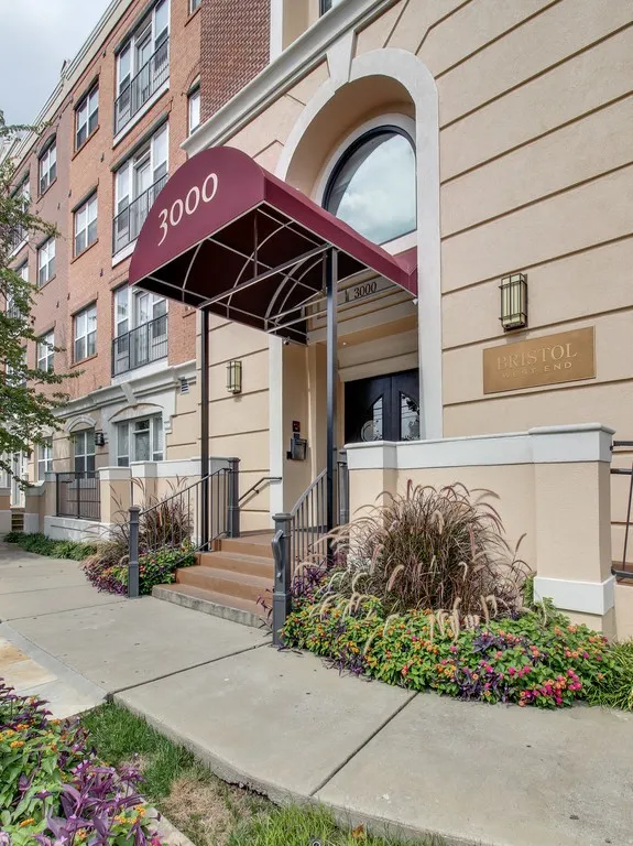 3000 Vanderbilt Pl #421 Nashville, TN 37212
