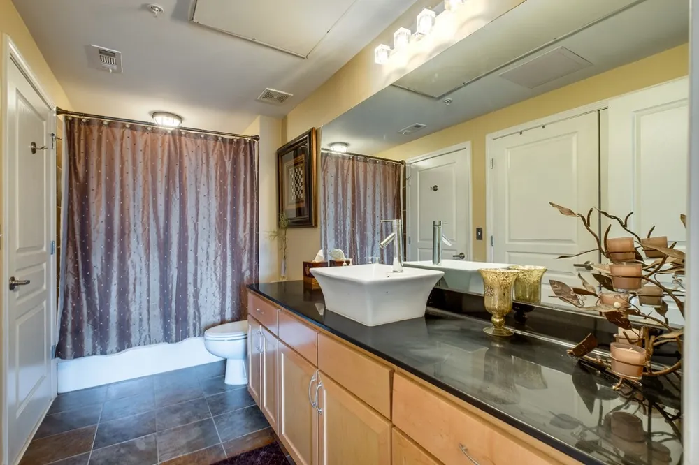 3000 Vanderbilt Pl #421 Nashville, TN 37212