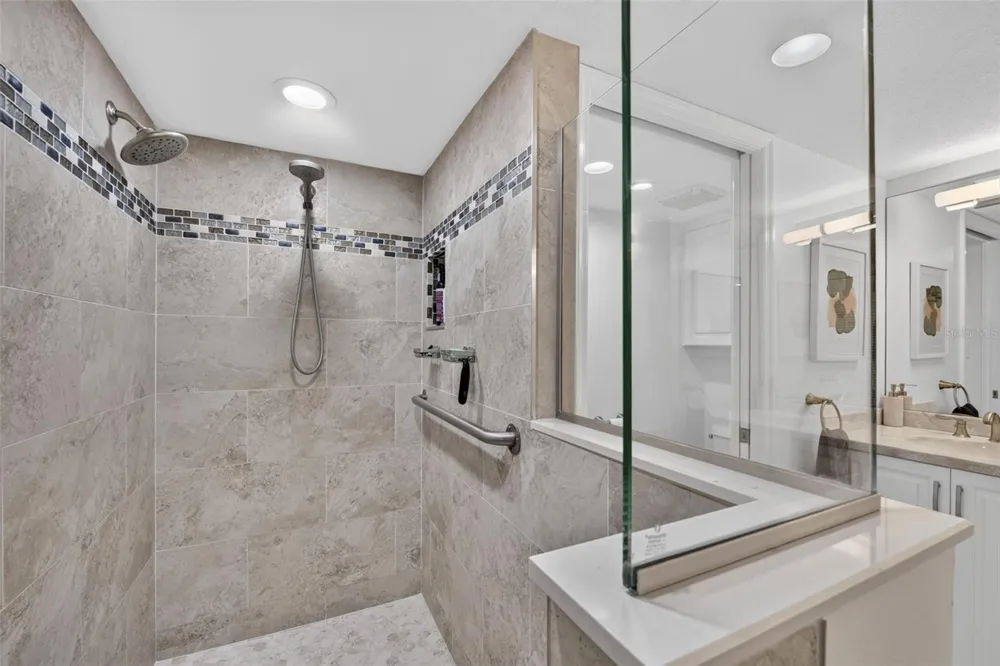 1610 ISLAMORADA BOULEVARD #61B Punta Gorda, FL 33955
