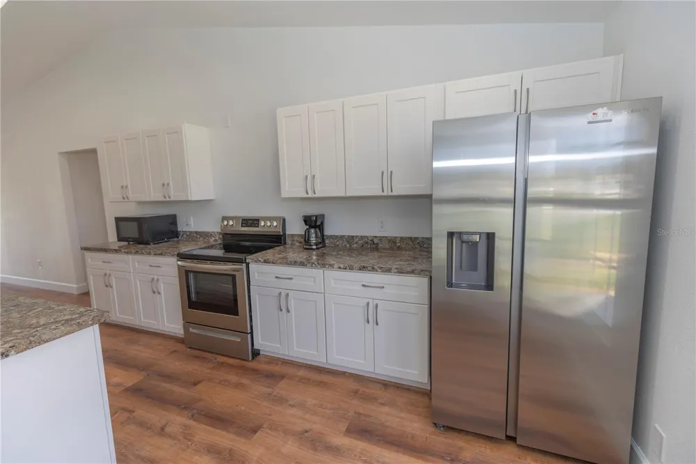 10453 GREENWAY AVENUE Englewood, FL 34224