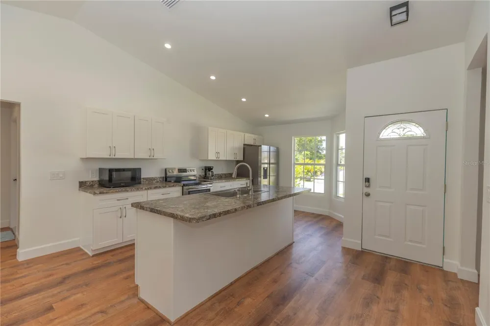10453 GREENWAY AVENUE Englewood, FL 34224