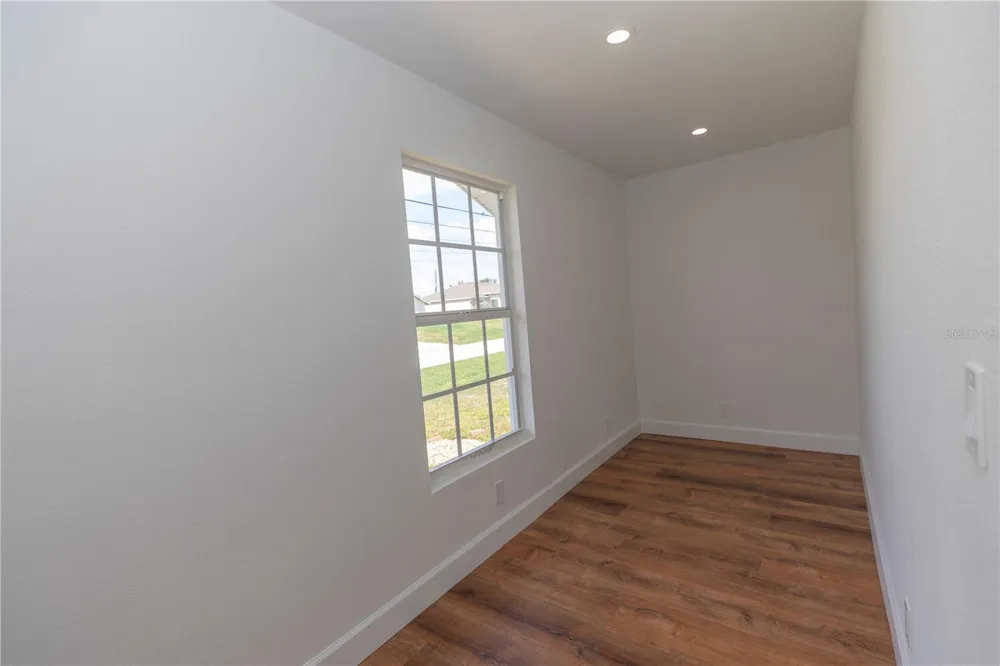 10453 GREENWAY AVENUE Englewood, FL 34224