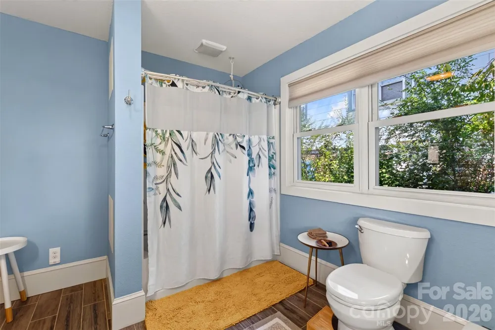 52 Pennsylvania Avenue Asheville, NC 28806