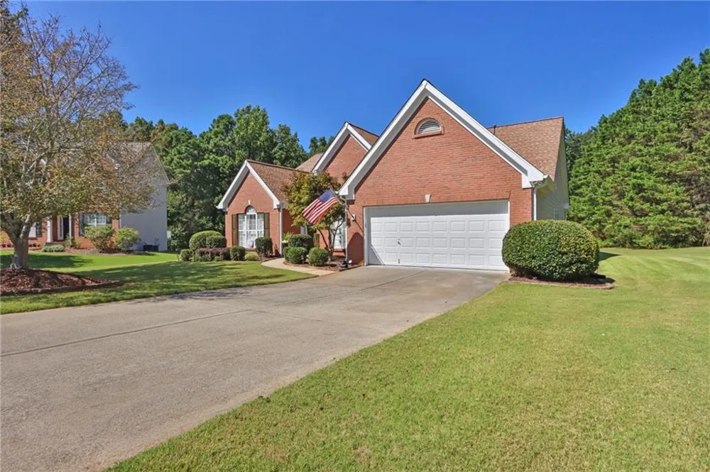 8720 Meadow Glen Court Gainesville, GA 30506