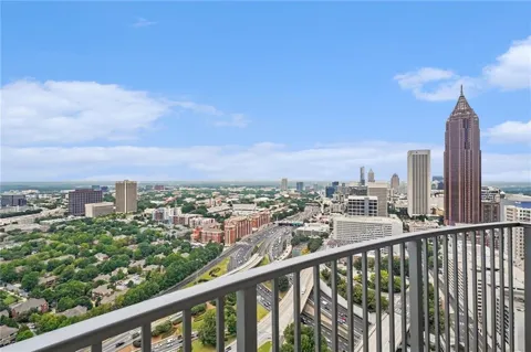 400 W Peachtree Street NW #3703