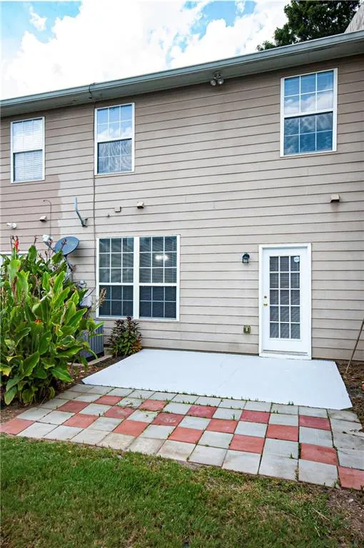 210 Parkgreen Road Lawrenceville, GA 30044
