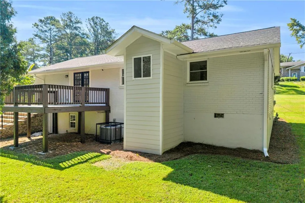 4246 Colony East Drive Stone Mountain, GA 30083