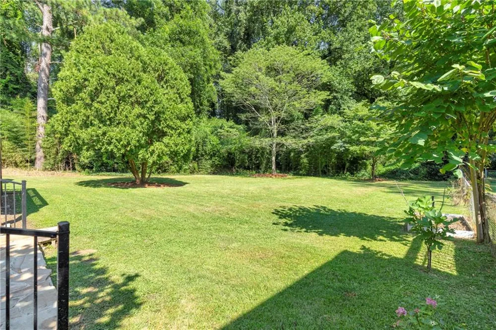 4246 Colony East Drive Stone Mountain, GA 30083