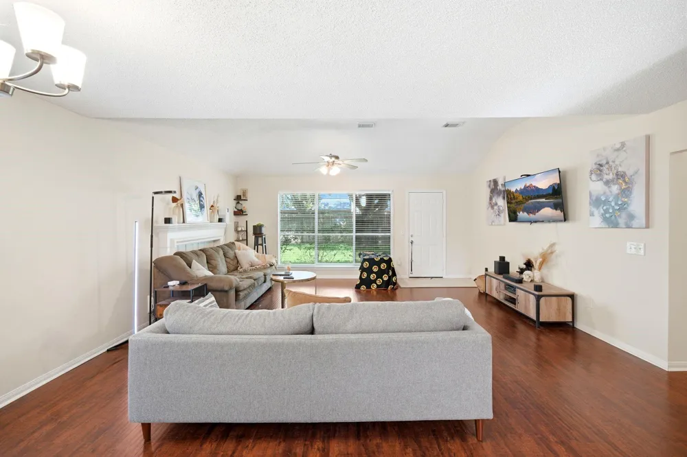 4007 Dogwood Drive Pearland, TX 77584