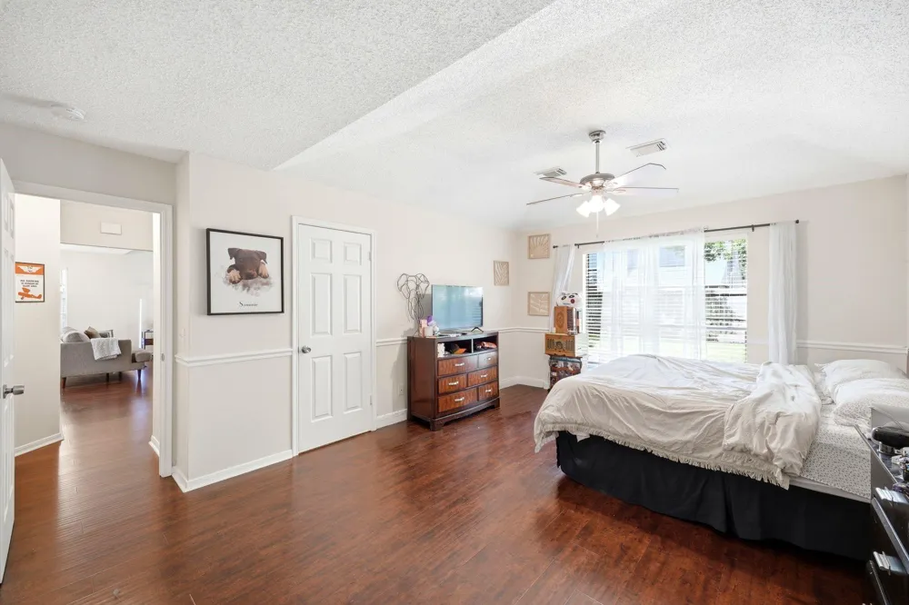 4007 Dogwood Drive Pearland, TX 77584