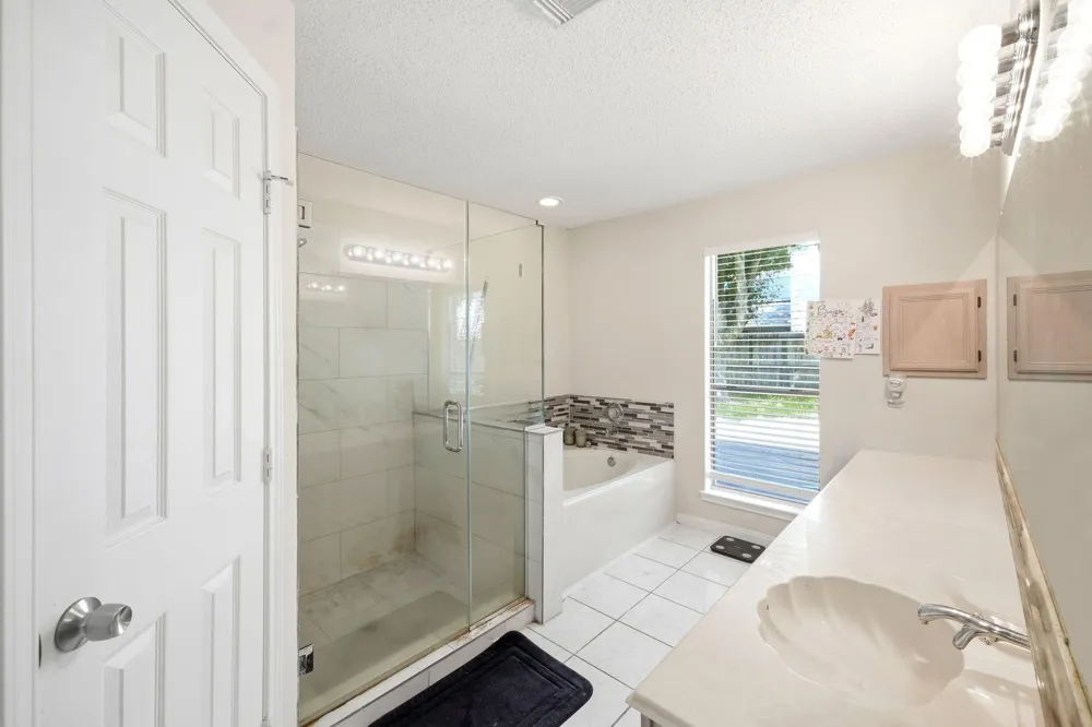 4007 Dogwood Drive Pearland, TX 77584