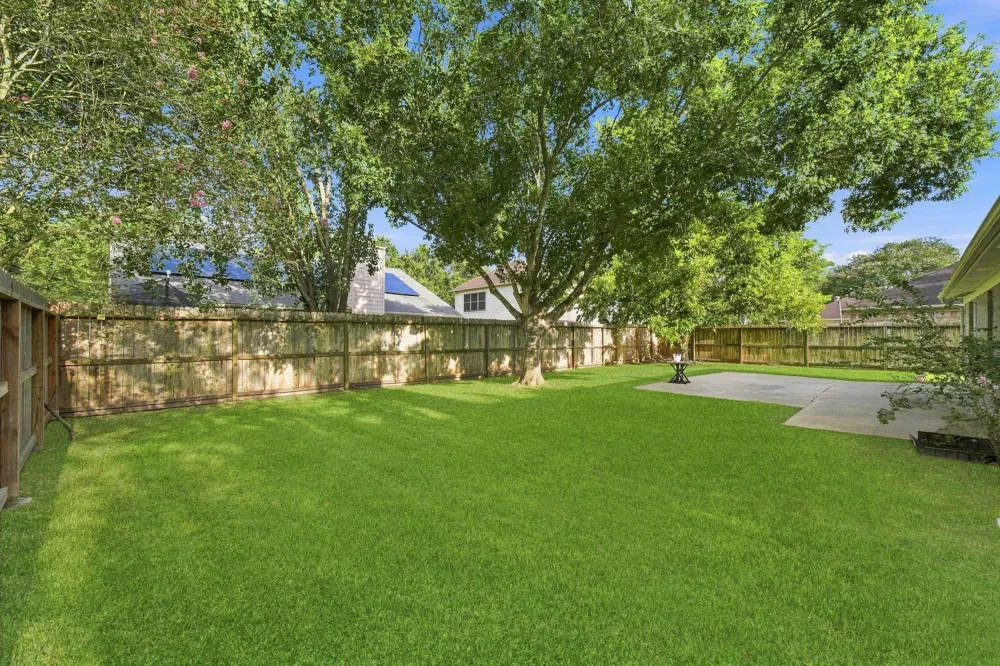 4007 Dogwood Drive Pearland, TX 77584