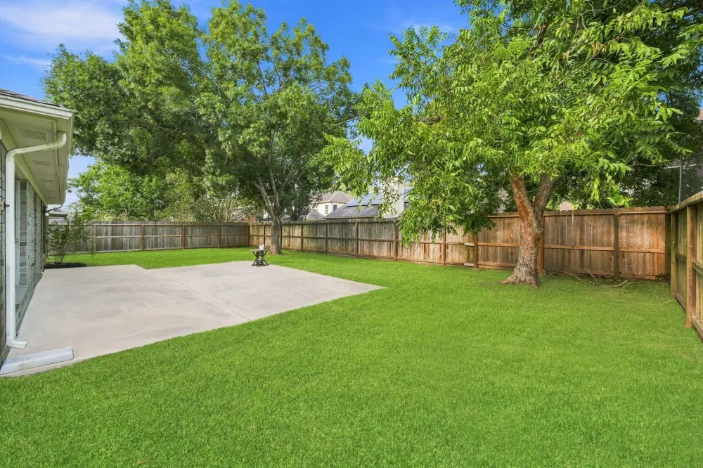 4007 Dogwood Drive Pearland, TX 77584