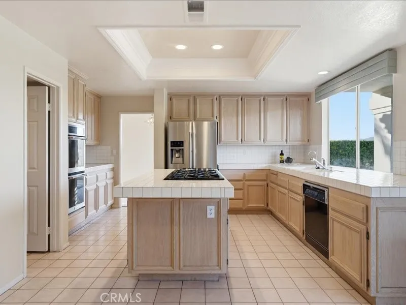 8331 E Hillsdale Orange, CA 92869