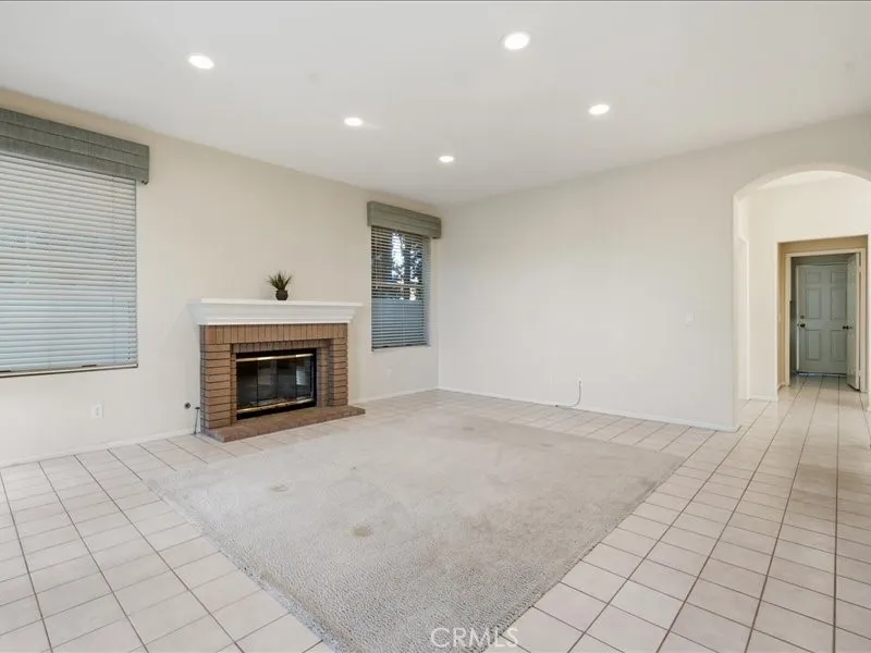 8331 E Hillsdale Orange, CA 92869