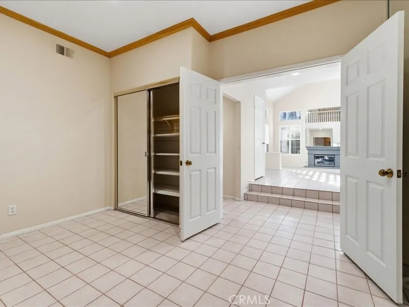8331 E Hillsdale Orange, CA 92869