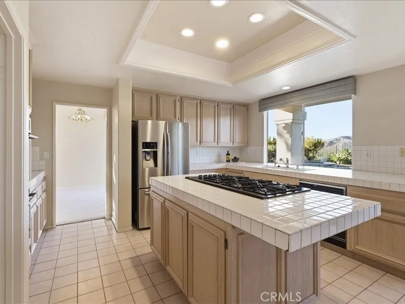 8331 E Hillsdale Orange, CA 92869