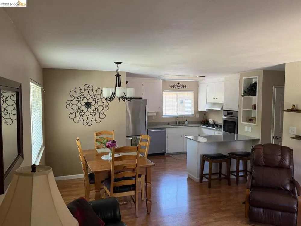 631 Sherree CT Martinez, CA 94553