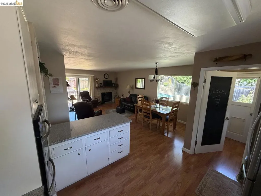 631 Sherree CT Martinez, CA 94553