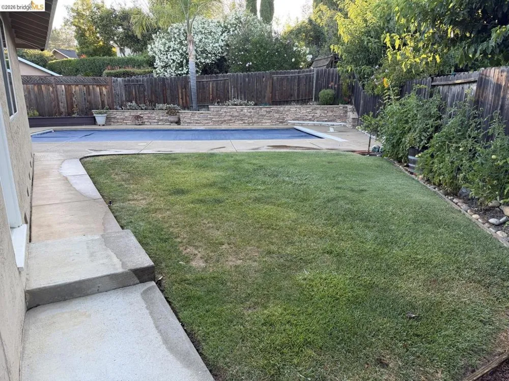 631 Sherree CT Martinez, CA 94553