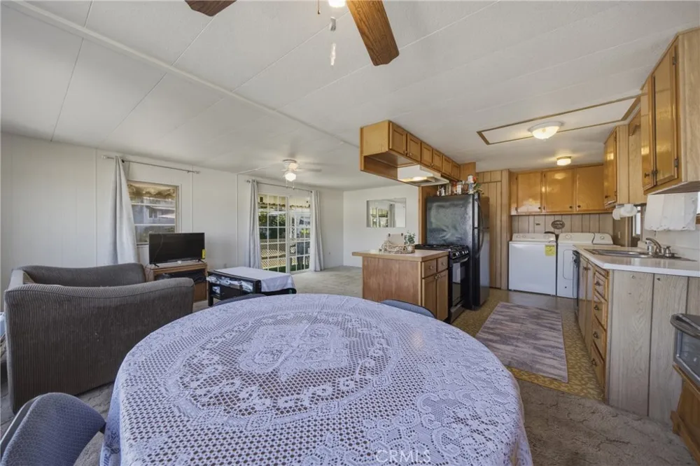 12177 3rd #14 Yucaipa, CA 92399