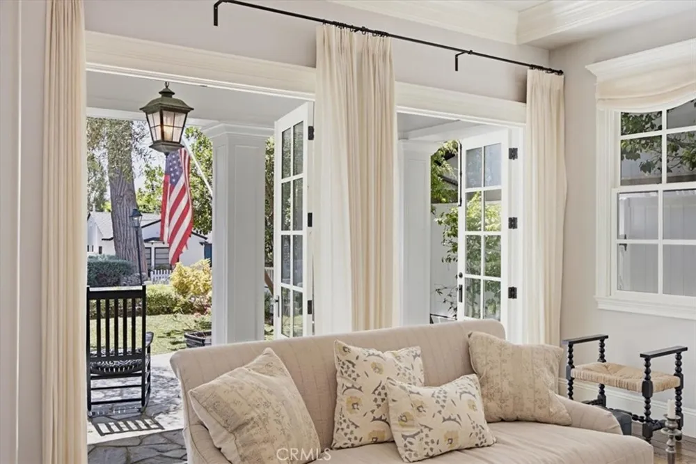 649 31st Manhattan Beach, CA 90266