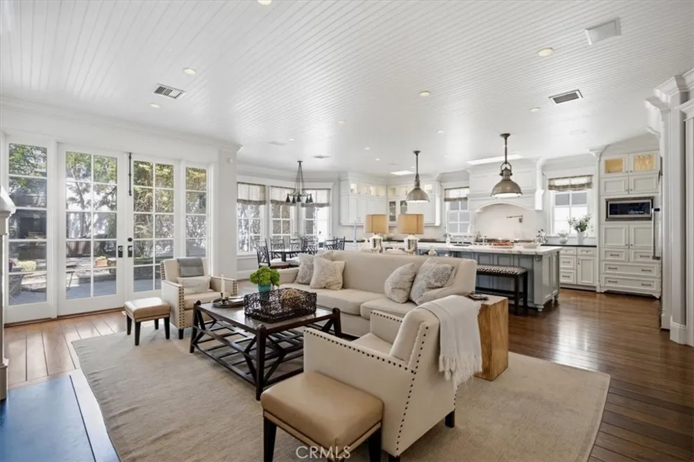 649 31st Manhattan Beach, CA 90266