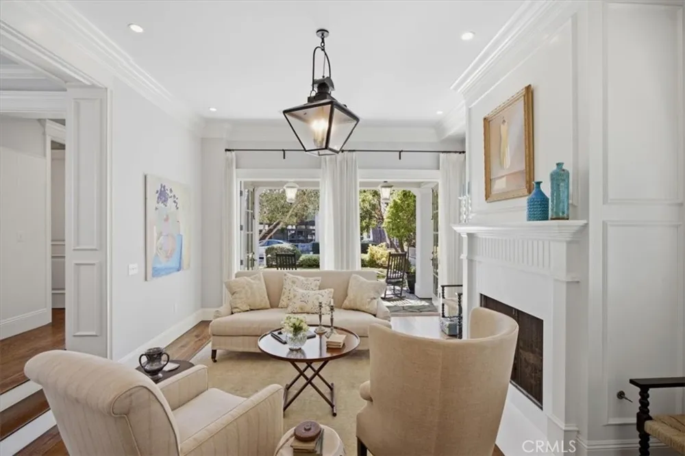 649 31st Manhattan Beach, CA 90266