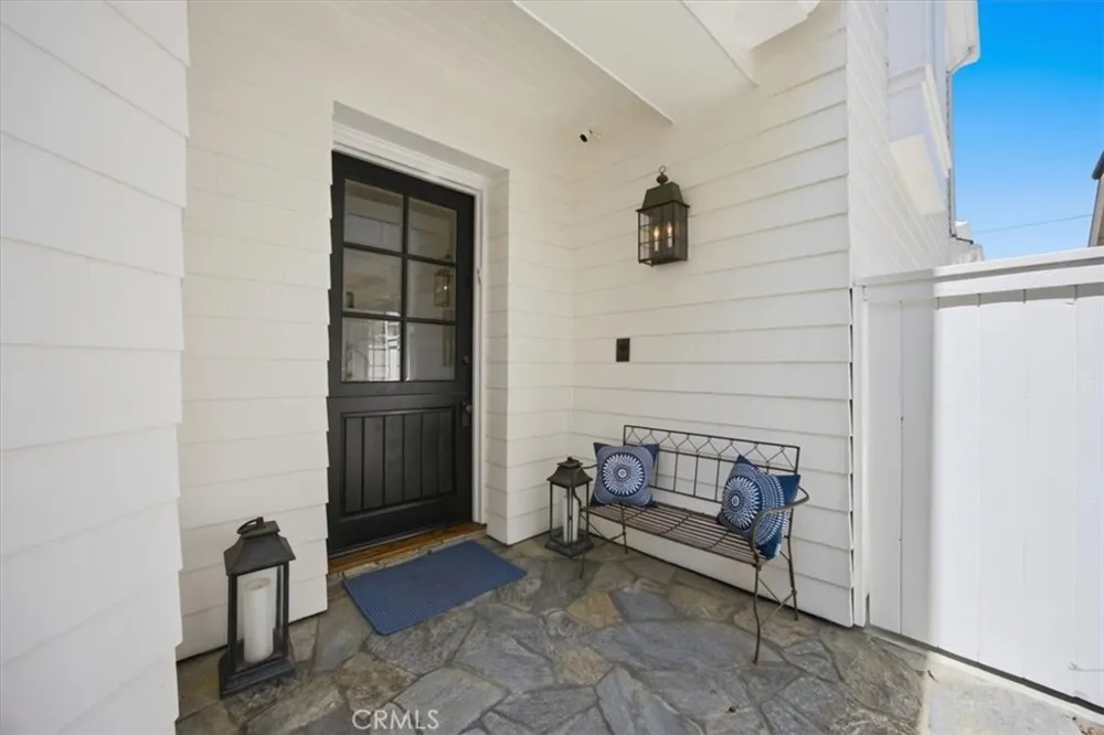 649 31st Manhattan Beach, CA 90266