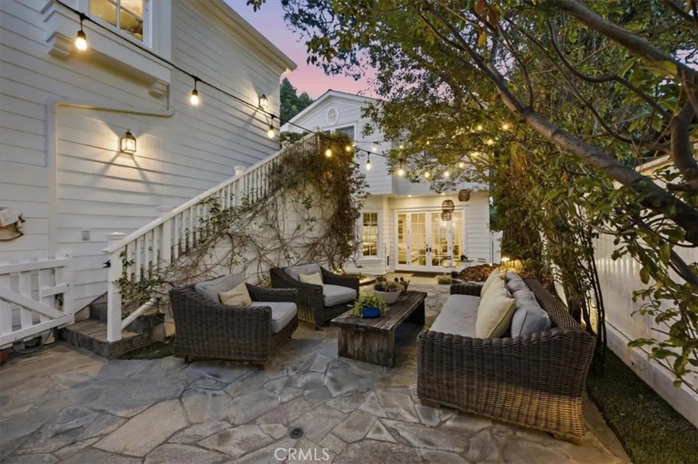 649 31st Manhattan Beach, CA 90266