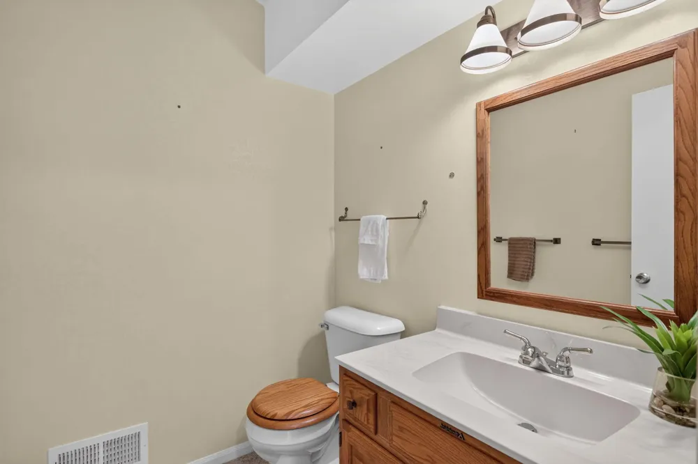 3829 W Walmont Road Jackson, MI 49203