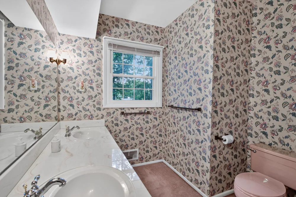 3829 W Walmont Road Jackson, MI 49203