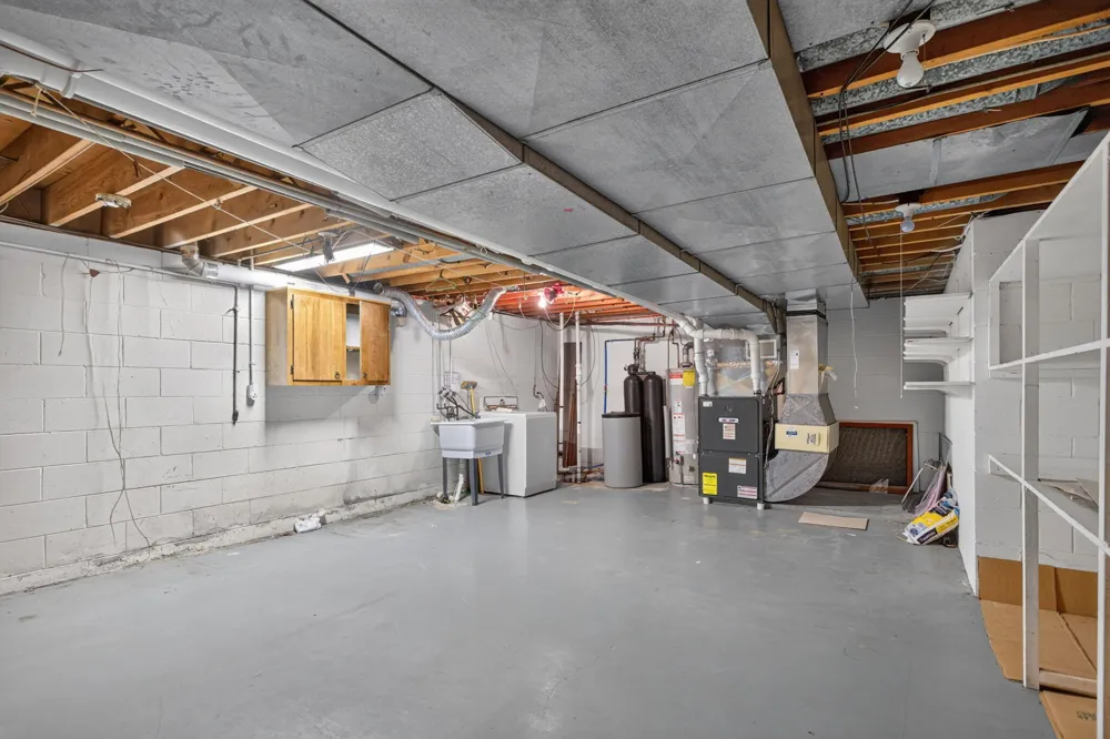 3829 W Walmont Road Jackson, MI 49203